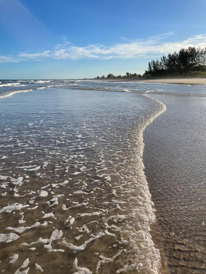 Apartamento Na Praia De Гуаибим Экстерьер фото